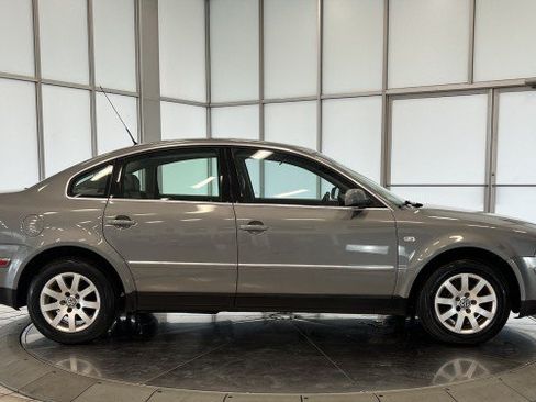 Used 2003 Volkswagen Passat GLS FWD image 8