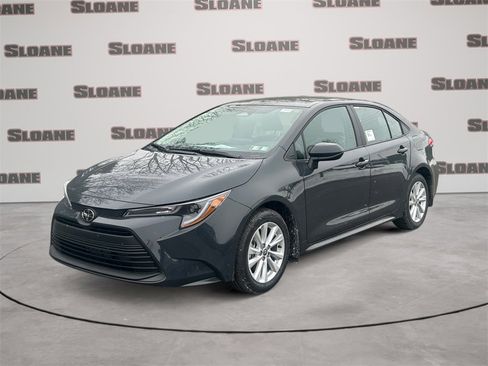 New 2026 Toyota Corolla LE image 1