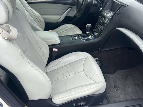 Used 2009 INFINITI G37 Convertible w/ Premium Pkg RWD image 14