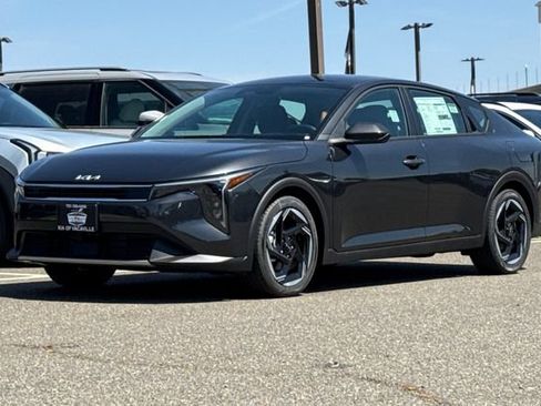 New 2026 Kia K4 EX FWD image 8
