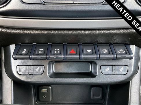 Used 2018 Chevrolet Colorado ZR2 image 24