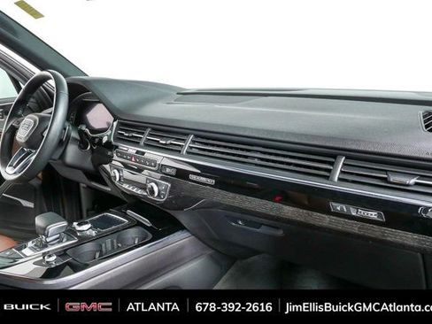 Used 2019 Audi Q7 3.0T Prestige w/ Prestige Package image 26