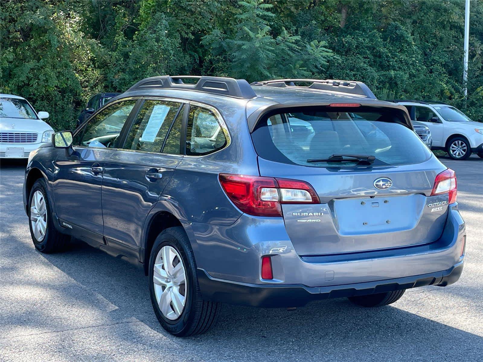 Used 2015 Subaru Outback 2.5i AWD/4WD image 3