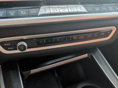 Used 2021 BMW X5 sDrive40i w/ Premium Package 2 image 24