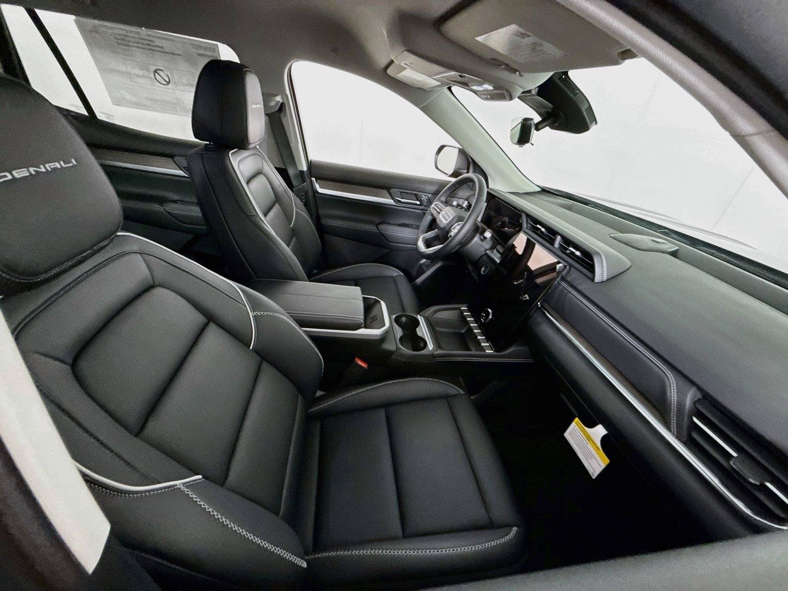 New 2027 GMC Terrain Denali w/ LPO, Floor Liner Package AWD/4WD image 21