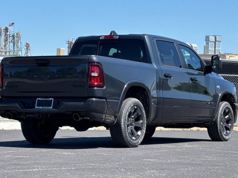 New 2026 RAM 1500 Big Horn AWD/4WD image 3