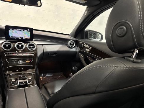 Used 2018 Mercedes-Benz C 300 4MATIC Sedan image 64