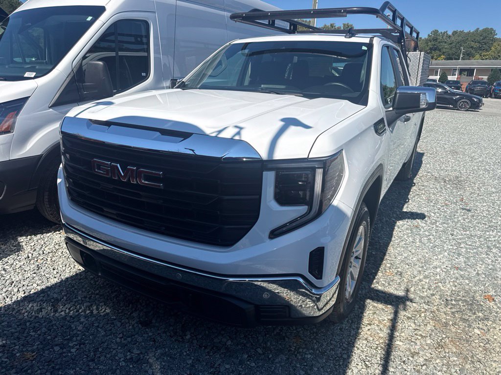 Used 2024 GMC Sierra 1500 Pro w/ Pro Value Package RWD image 1