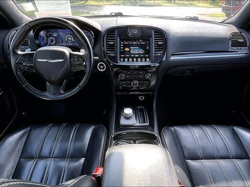 Used 2017 Chrysler 300 S AWD/4WD image 12