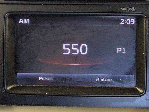 Used 2017 Kia Optima LX FWD image 25