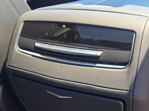 Used 2025 Cadillac Escalade Sport w/ Touring Package AWD/4WD image 13