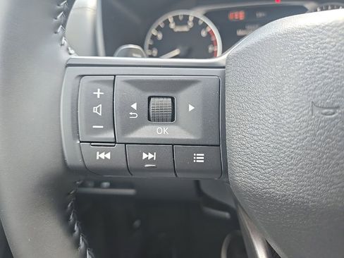 New 2026 Nissan Rogue SV w/ Cold Weather Package AWD/4WD image 18