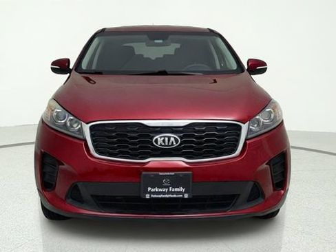 Used 2019 Kia Sorento FWD image 8