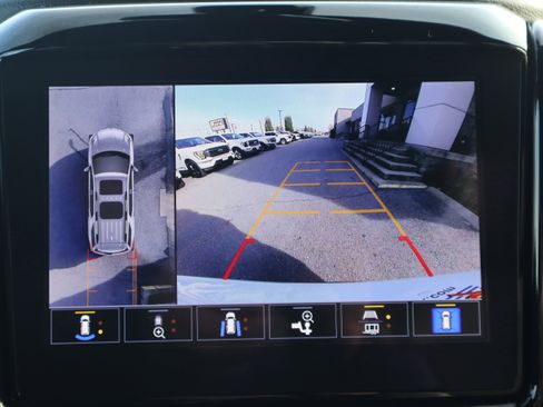 Used 2024 Chevrolet Traverse Premier w/ Redline Edition image 19