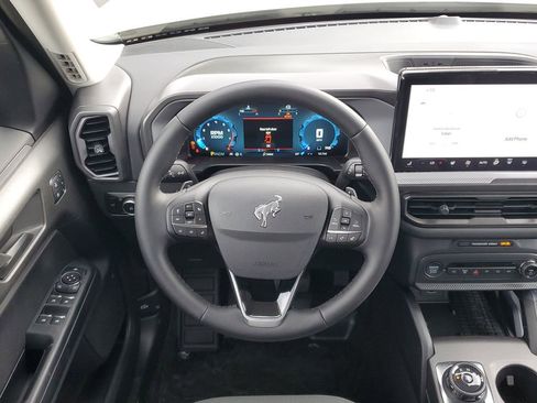 Used 2025 Ford Bronco Sport Badlands image 25