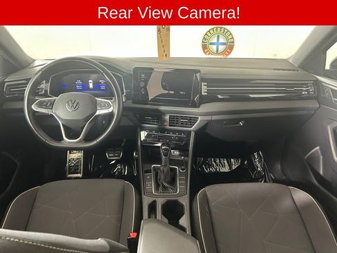 Used 2025 Volkswagen Jetta Sport FWD image 5