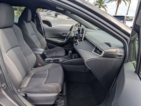 Used 2025 Toyota Corolla SE FWD image 20