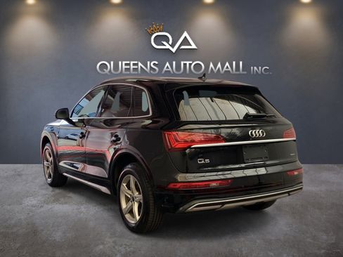 Used 2021 Audi Q5 2.0T Premium w/ Convenience Package AWD/4WD image 4