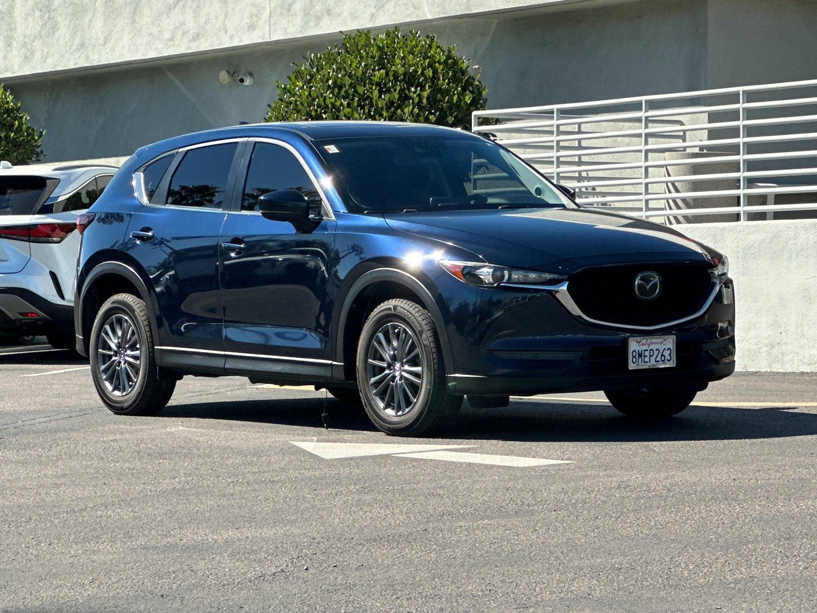 Used 2019 MAZDA CX-5 Touring FWD image 8