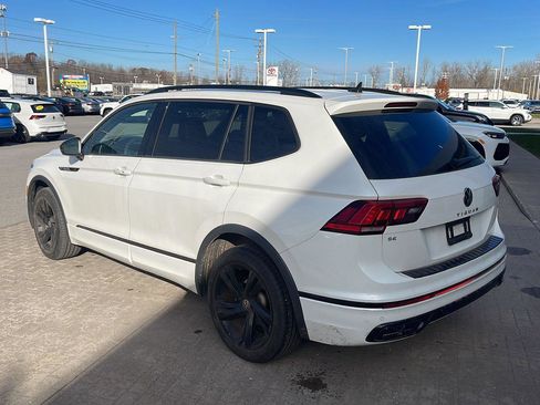 Certified 2023 Volkswagen Tiguan SE R-Line image 6