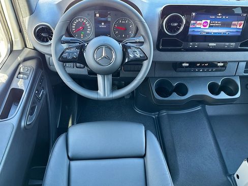 New 2026 Mercedes-Benz Sprinter 2500 image 19