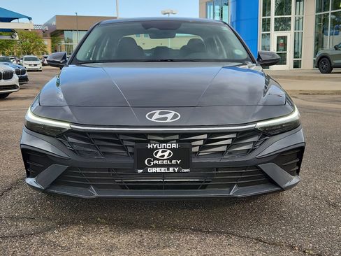 New 2026 Hyundai Elantra SE FWD image 8
