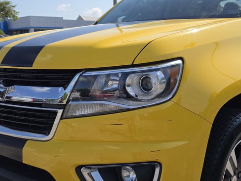 Used 2015 Chevrolet Colorado LT w/ Luxury Package RWD image 13
