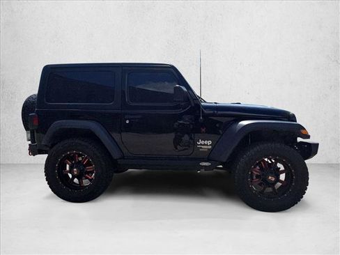 Used 2020 Jeep Wrangler Sport AWD/4WD image 4
