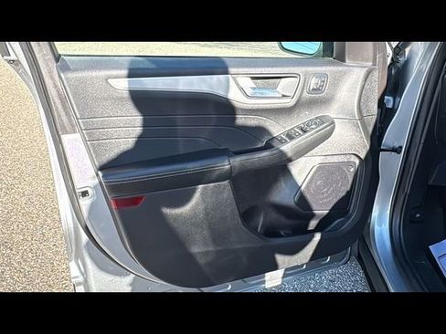 Certified 2023 Ford Escape Platinum AWD/4WD image 9