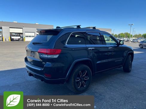 Used 2015 Jeep Grand Cherokee Overland AWD/4WD image 9