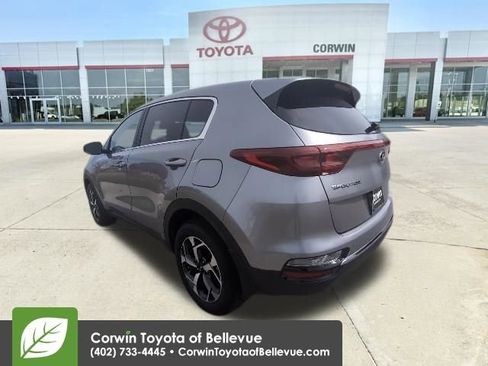 Used 2022 Kia Sportage LX image 5