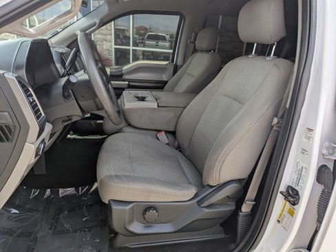 Used 2016 Ford F150 XLT AWD/4WD image 11