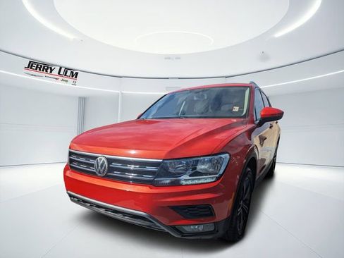 Used 2018 Volkswagen Tiguan SEL image 5