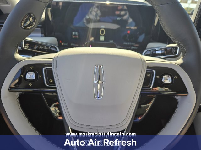 New 2027 Lincoln Aviator AWD image 21