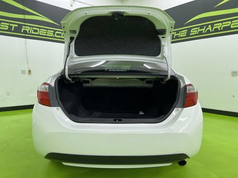 Used 2014 Toyota Corolla LE FWD image 9