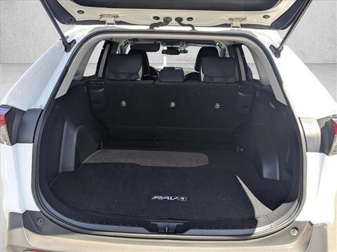 Used 2021 Toyota RAV4 LE w/ Carpet Mat Package (TMS) FWD image 6