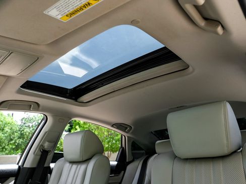 Used 2018 Honda Accord EX-L image 5