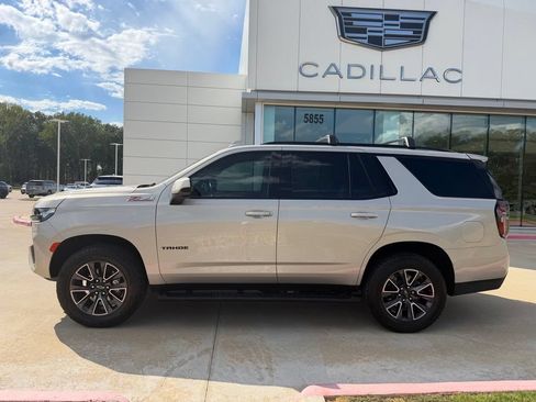 Used 2023 Chevrolet Tahoe Z71 AWD/4WD image 3