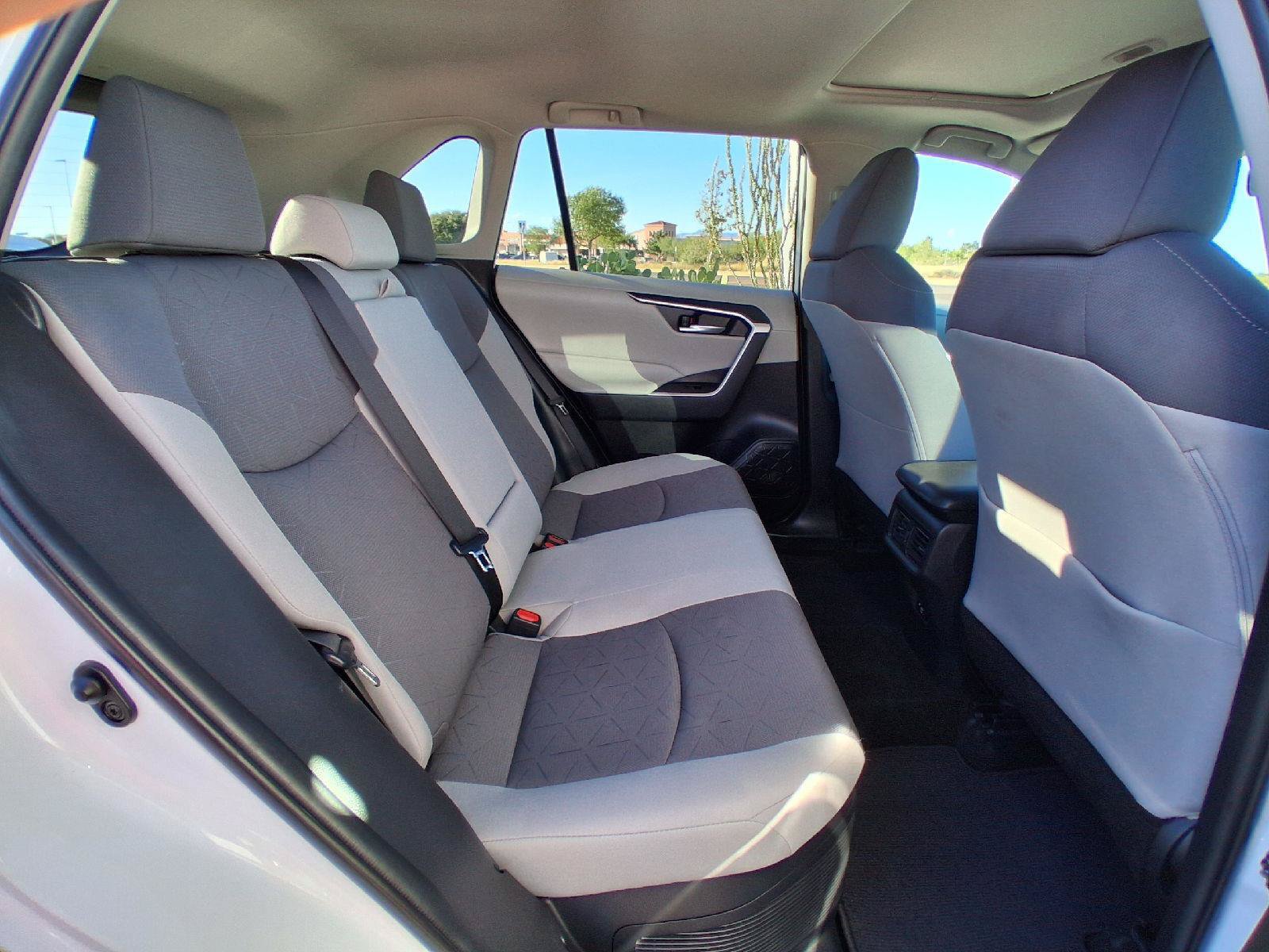 Used 2021 Toyota RAV4 XLE w/ Convenience Package AWD/4WD image 25