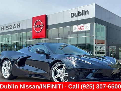 Used 2024 Chevrolet Corvette Stingray Preferred Cpe w/ Battery Protection Package RWD image 2