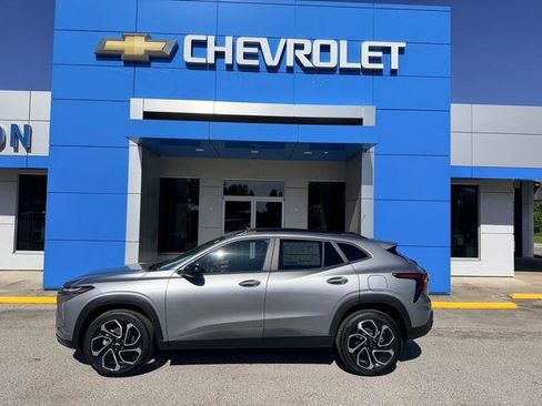 New 2026 Chevrolet Trax RS w/ Driver Confidence Package FWD image 1