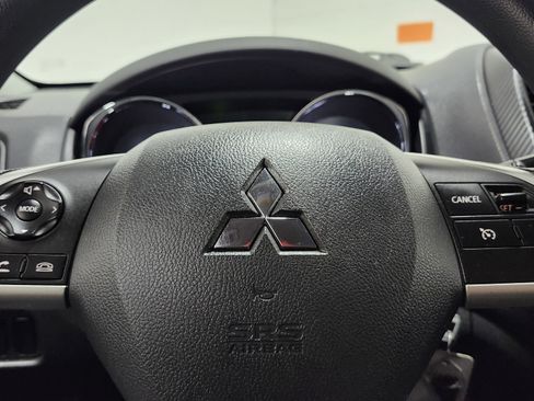 Used 2021 Mitsubishi Outlander Sport ES image 24