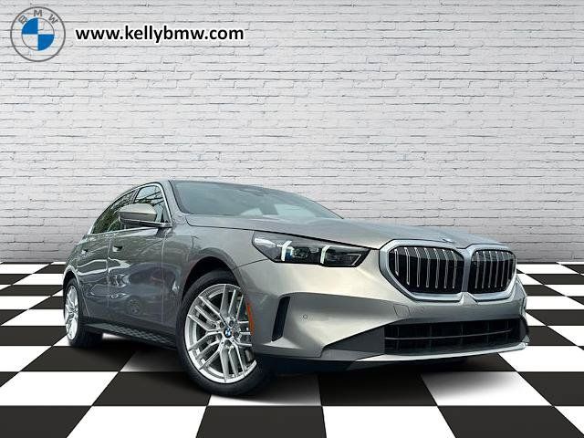 Used 2024 BMW 530i xDrive w/ Premium Package AWD/4WD image 1