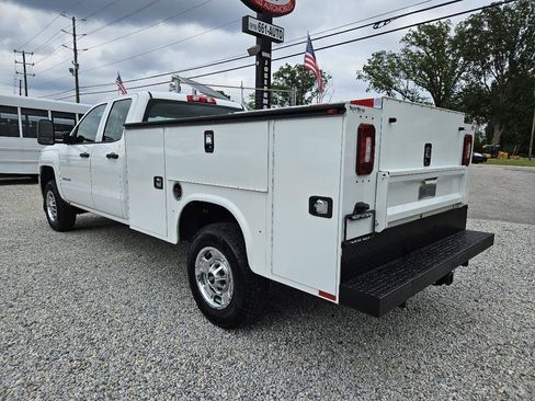 Used 2019 Chevrolet Silverado 2500 W/T AWD/4WD image 3