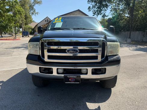 Used 2005 Ford F350 Lariat AWD/4WD image 2