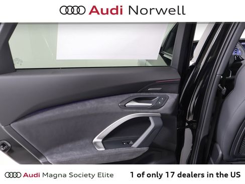 New 2026 Audi SQ5 Premium Plus image 23