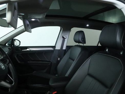 Certified 2022 Volkswagen Tiguan SE AWD/4WD image 21