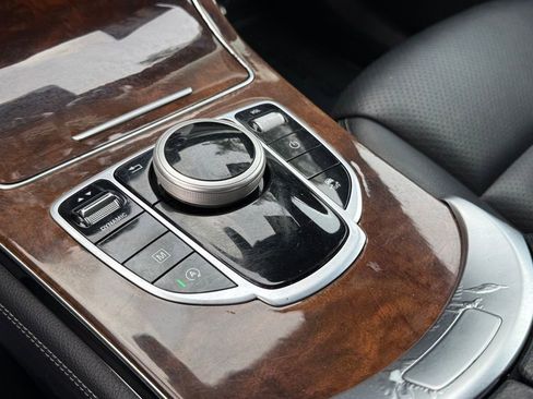 Used 2019 Mercedes-Benz GLC 300 GLC 300 image 23