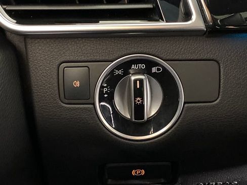 Used 2018 Mercedes-Benz GLS 450 4MATIC image 38