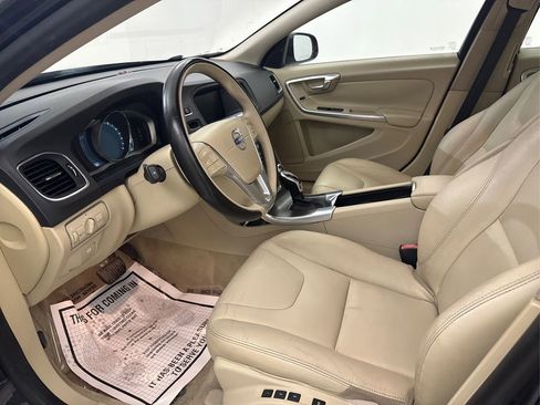 Used 2015 Volvo S60 T5 Premier image 9